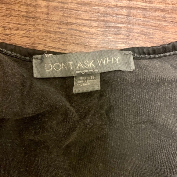 Satin-like cropped cami - Picture 3 of 4